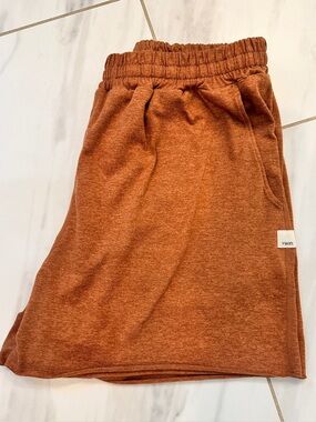 Vuori Boyfriend Shorts